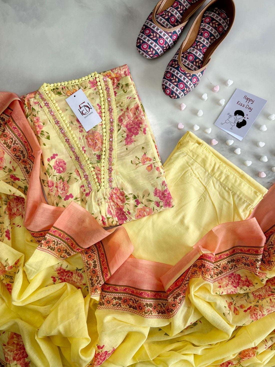 8dd89d7a-fea1-4cbb-90cf-7a7ef779ed1c