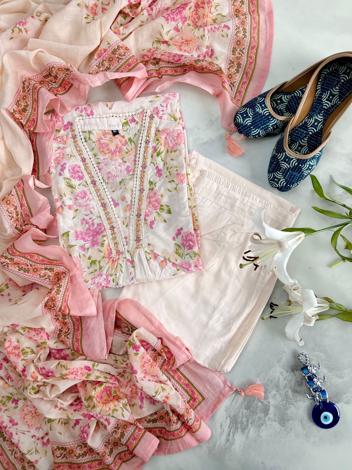 8dd89d7a-fea1-4cbb-90cf-7a7ef779ed1c