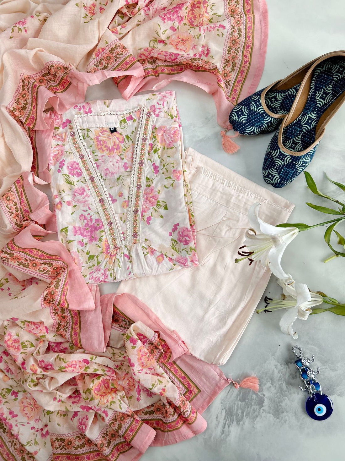 8dd89d7a-fea1-4cbb-90cf-7a7ef779ed1c