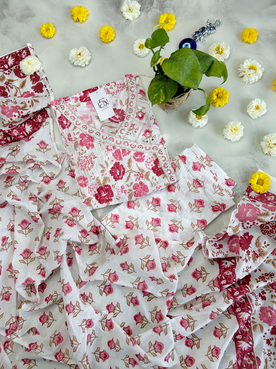 d4b48052-c873-45e1-90cc-190d542fba46